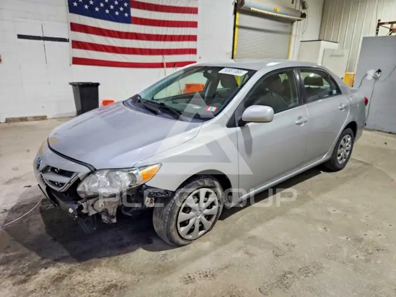 2011 Toyota COROLLA фото