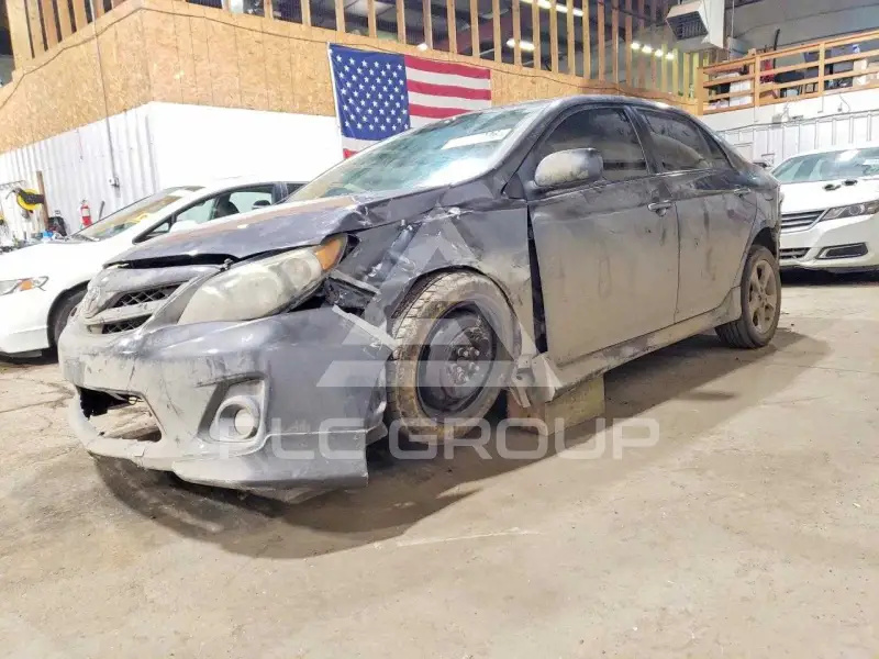2011 Toyota COROLLA фото