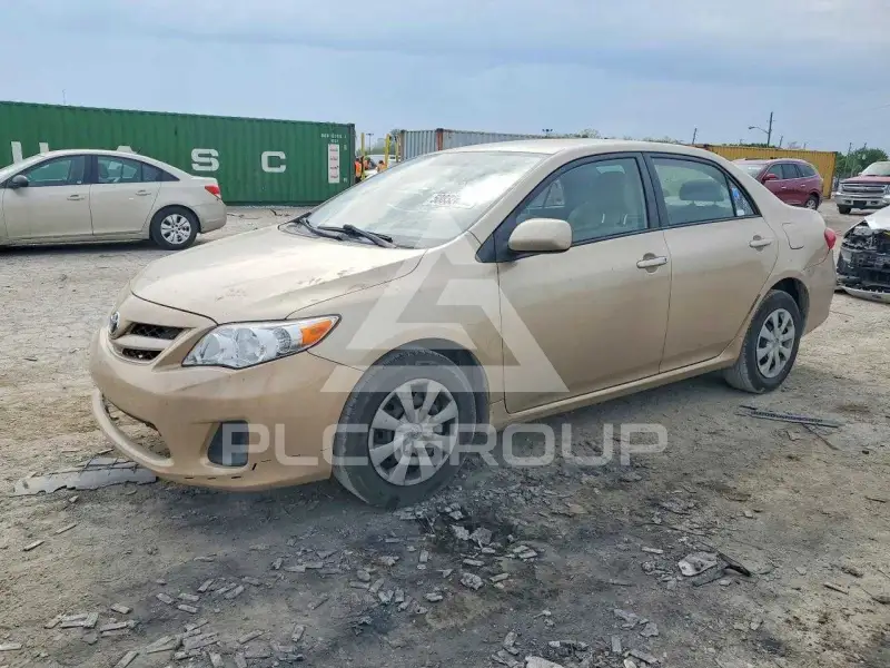2011 Toyota COROLLA фото