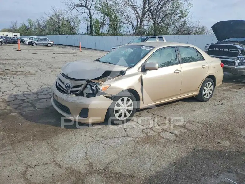 2011 Toyota COROLLA фото