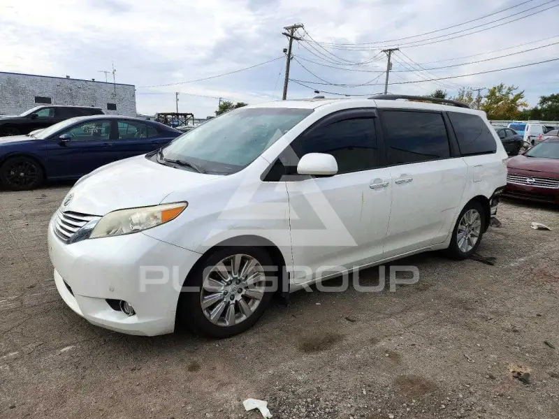 2011 Toyota SIENNA фото
