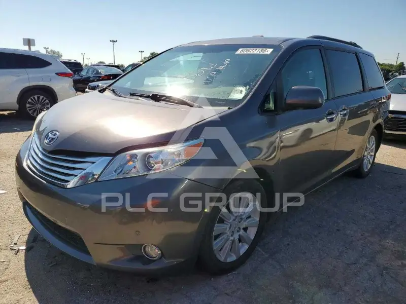 2011 Toyota SIENNA фото