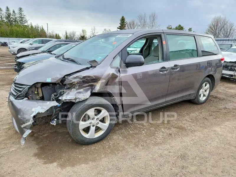 2011 Toyota SIENNA фото