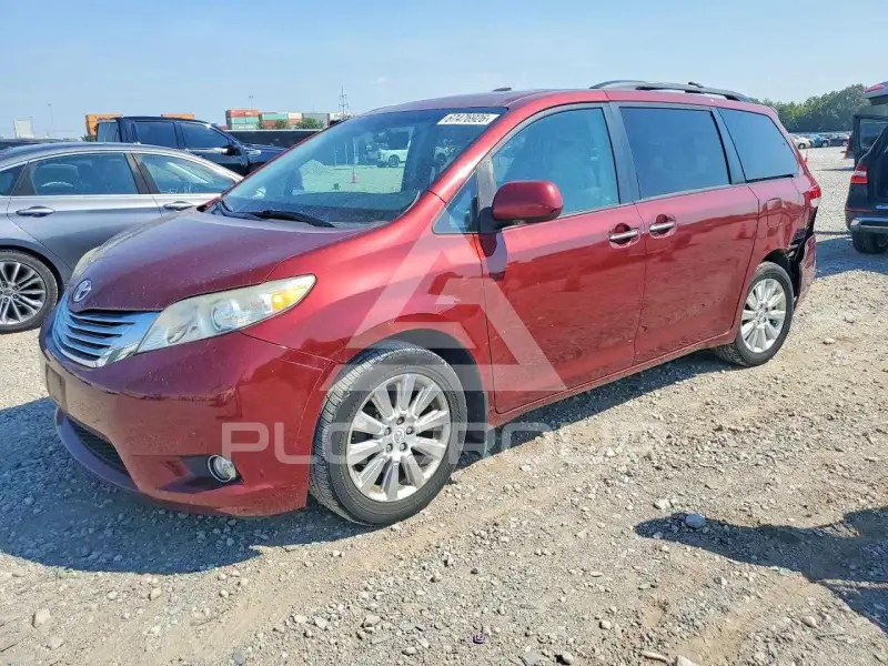 2011 Toyota SIENNA фото