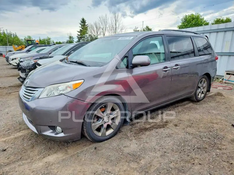 2011 Toyota SIENNA фото