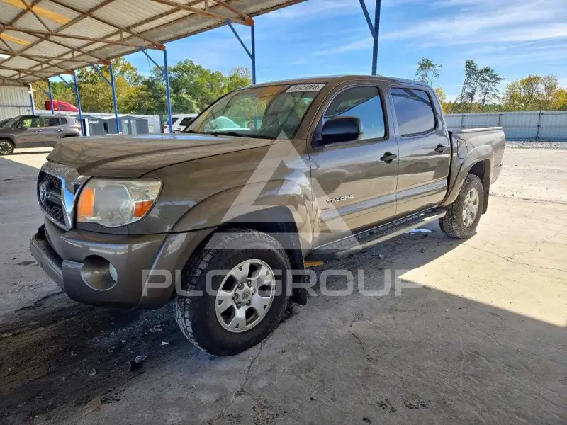 2011 Toyota TACOMA photo