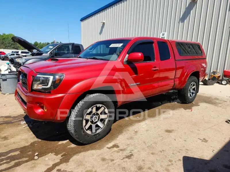 2011 Toyota TACOMA photo