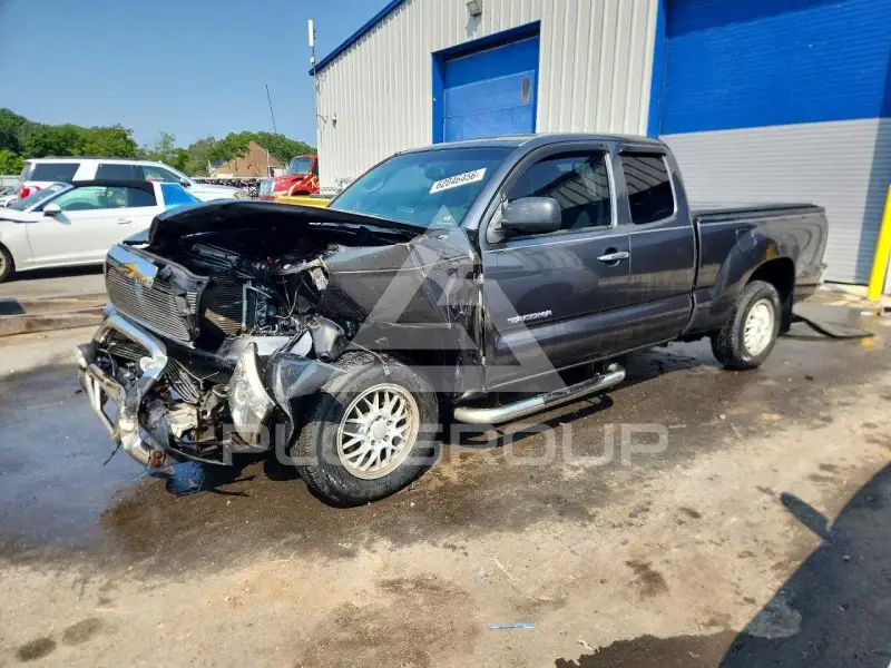 2011 Toyota TACOMA photo