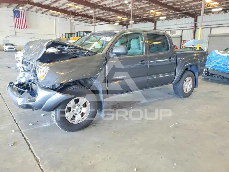 2011 Toyota TACOMA photo
