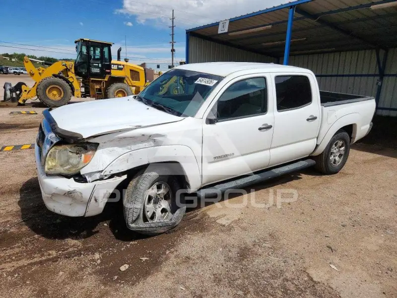2011 Toyota TACOMA photo