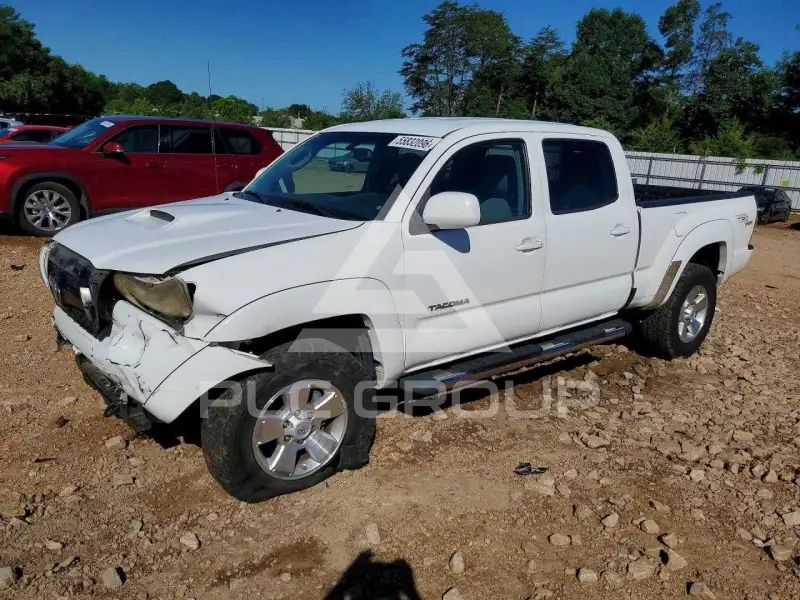 2011 Toyota TACOMA photo