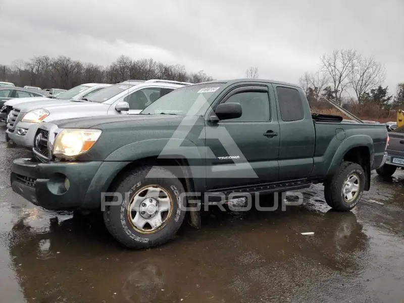 2011 Toyota TACOMA photo