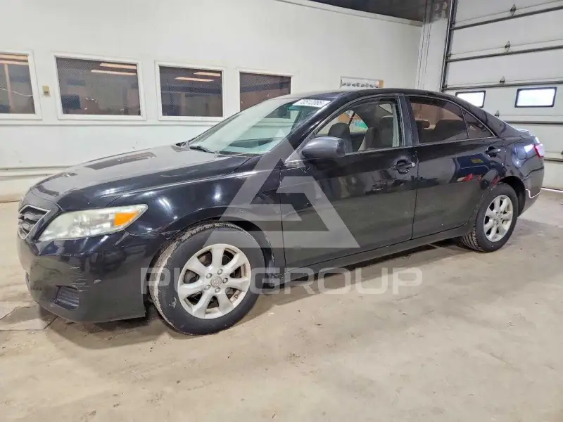 2011 Toyota CAMRY photo