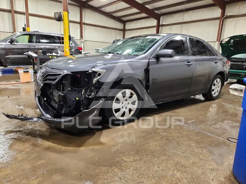 2011 Toyota CAMRY фото