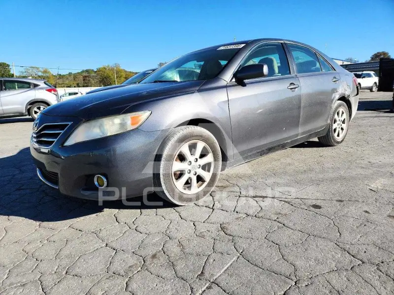 2011 Toyota CAMRY photo