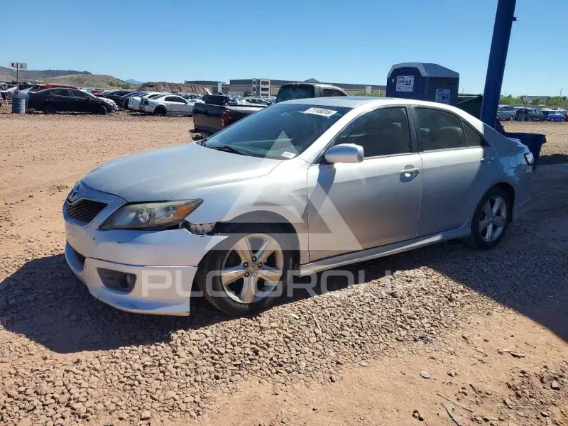 2011 Toyota CAMRY photo
