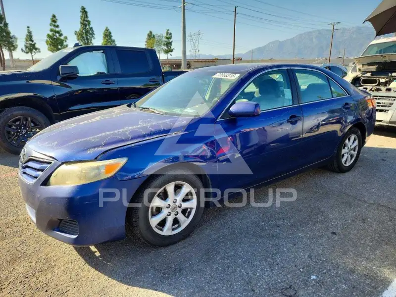 2011 Toyota CAMRY photo