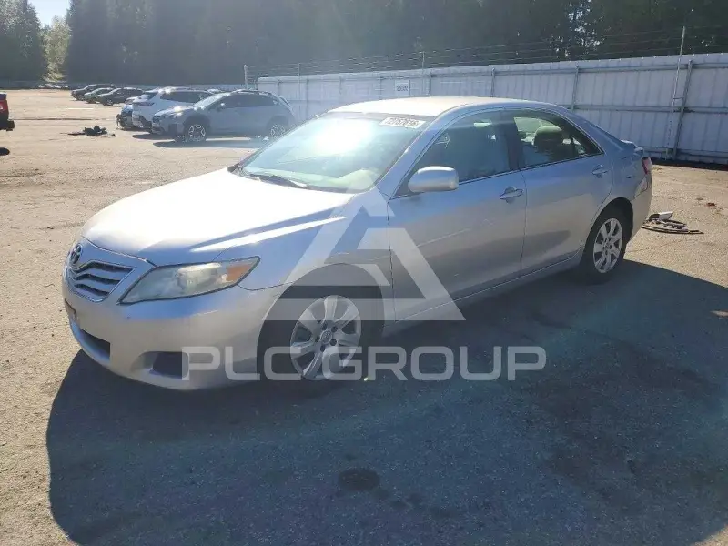 2011 Toyota CAMRY фото