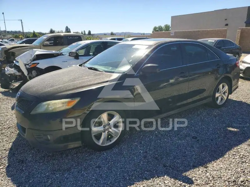2011 Toyota CAMRY photo