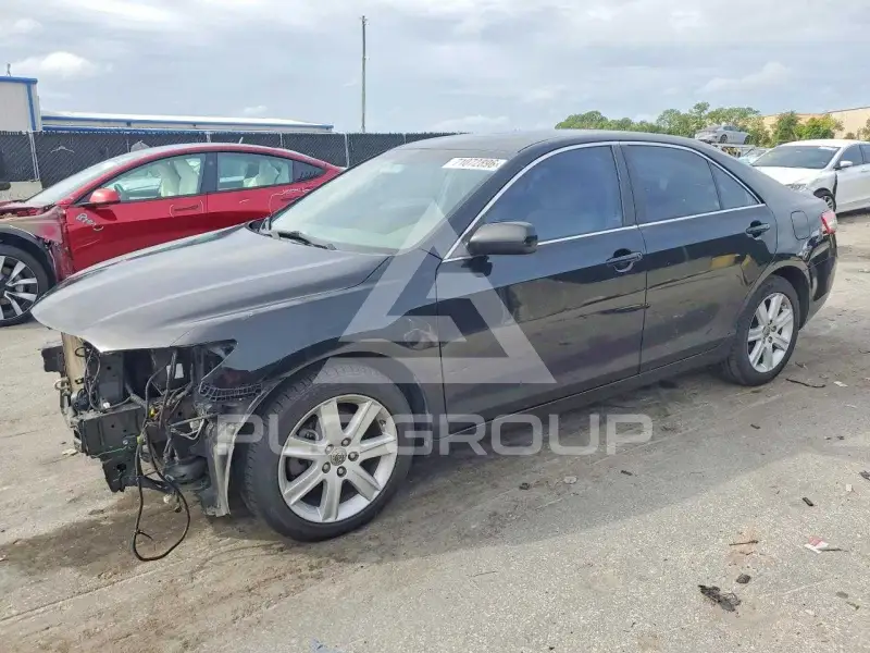 2011 Toyota CAMRY photo