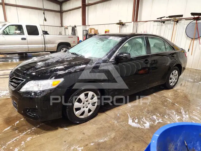 2011 Toyota CAMRY фото