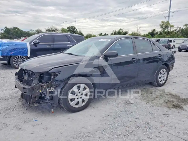 2011 Toyota CAMRY photo