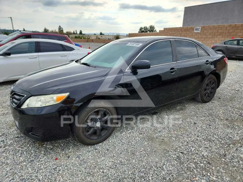 2011 Toyota CAMRY photo