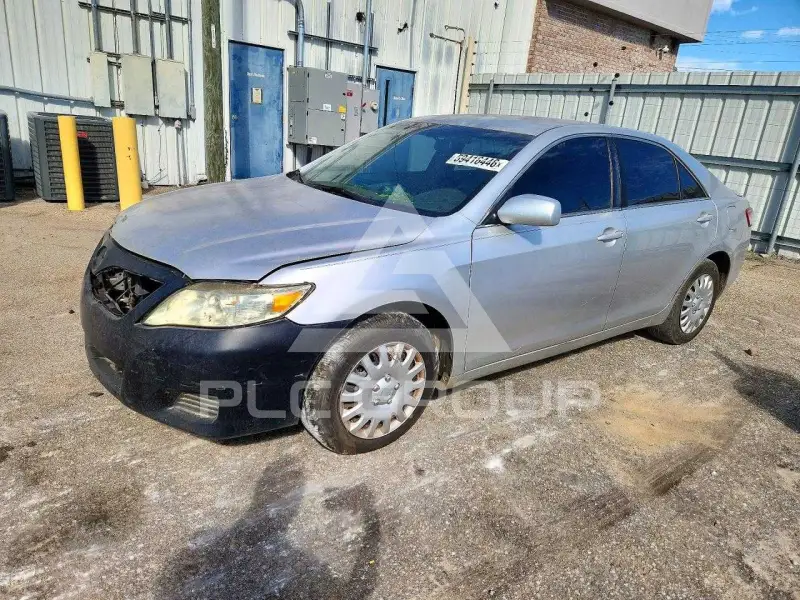 2011 Toyota CAMRY фото