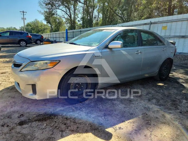2011 Toyota CAMRY фото