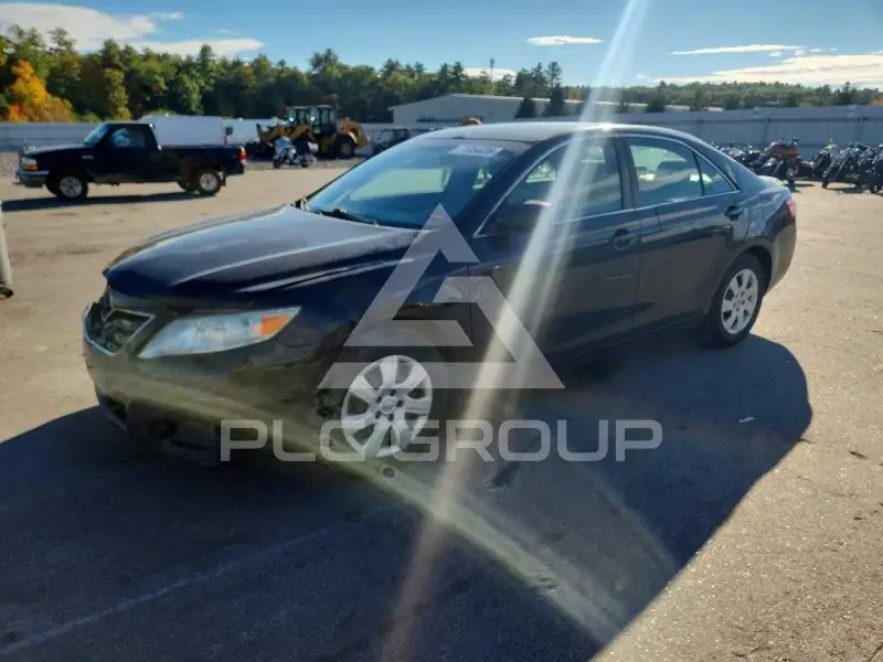 2011 Toyota CAMRY фото