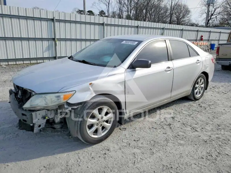 2011 Toyota CAMRY фото