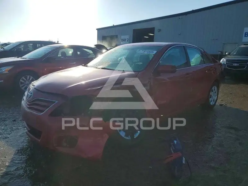 2011 Toyota CAMRY фото