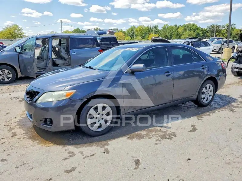 2011 Toyota CAMRY фото