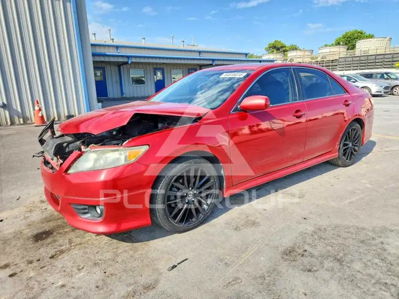 2011 Toyota CAMRY фото