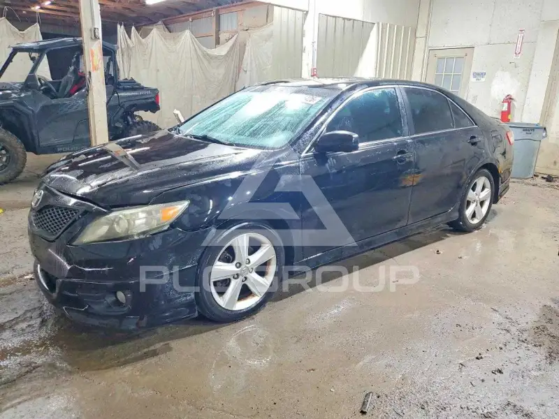 2011 Toyota CAMRY photo