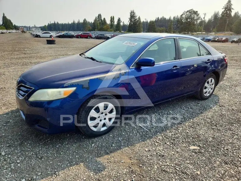 2011 Toyota CAMRY photo