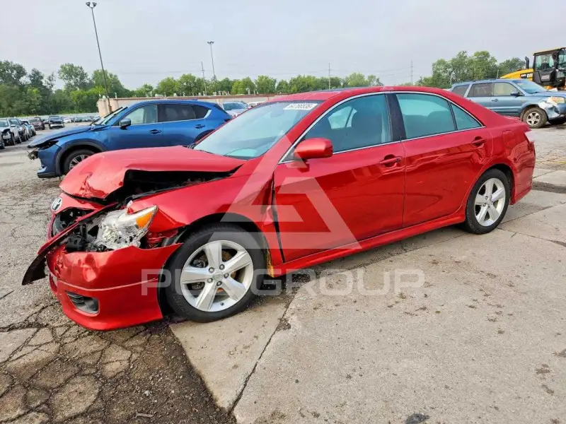 2011 Toyota CAMRY photo