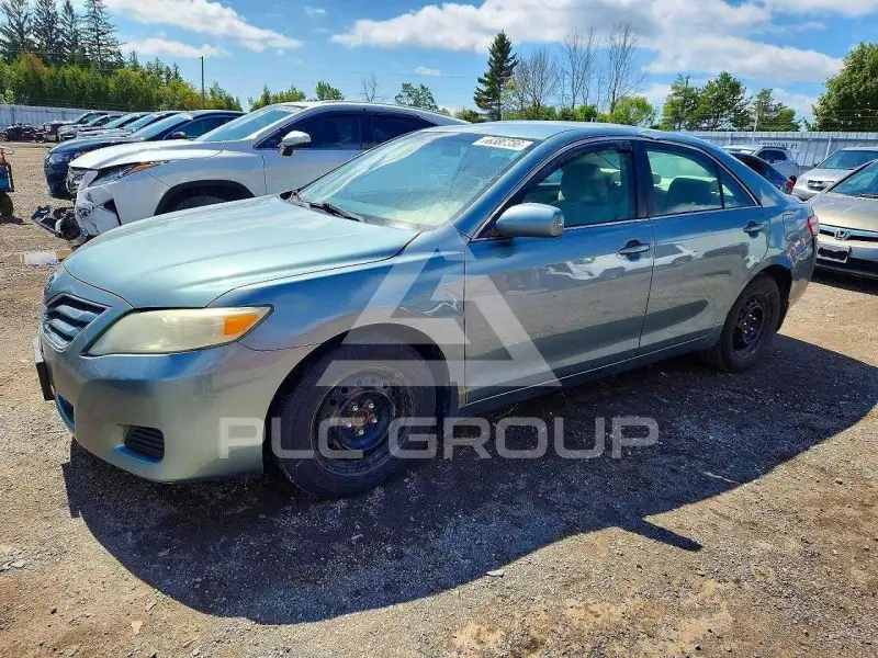 2011 Toyota CAMRY фото