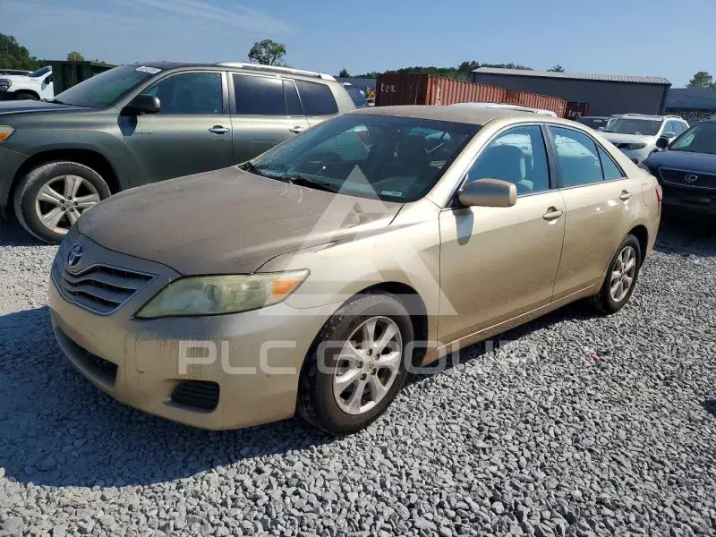 2011 Toyota CAMRY фото