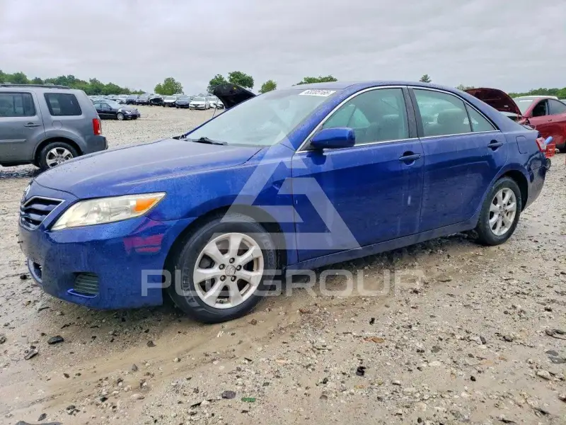 2011 Toyota CAMRY фото