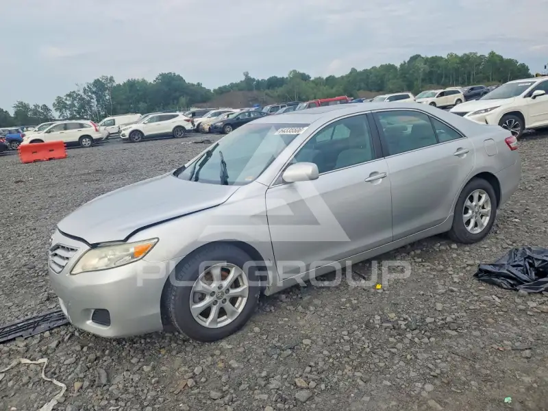 2011 Toyota CAMRY photo