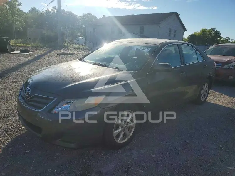 2011 Toyota CAMRY photo
