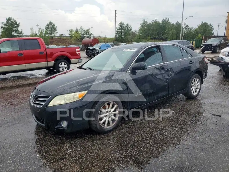 2011 Toyota CAMRY фото
