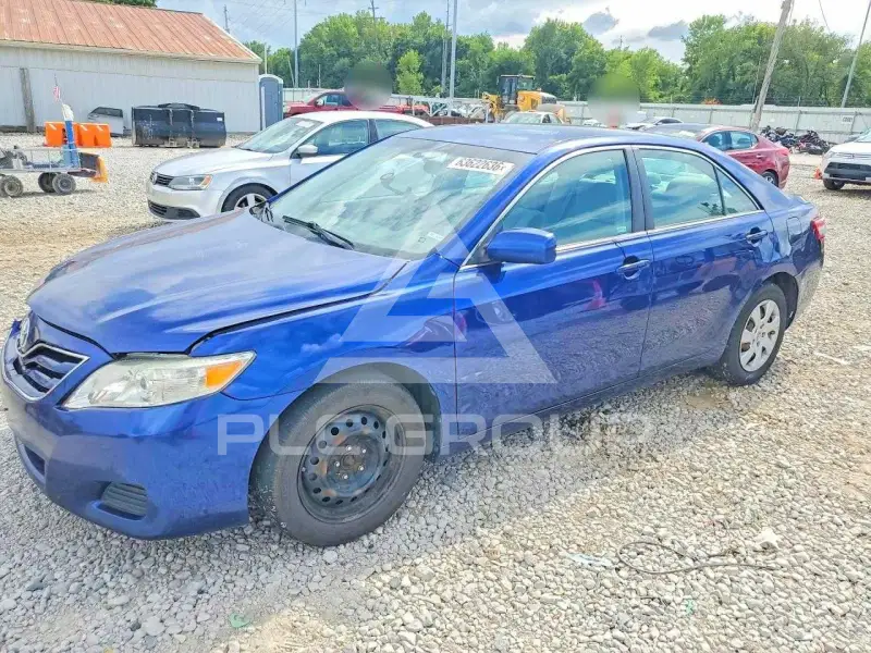 2011 Toyota CAMRY photo