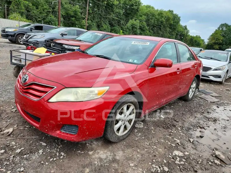 2011 Toyota CAMRY фото