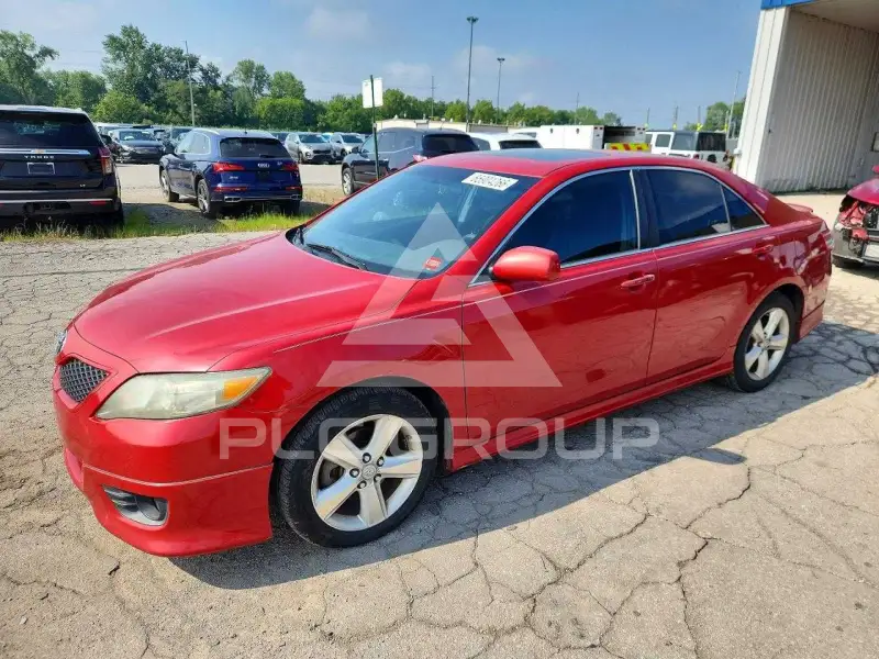 2011 Toyota CAMRY фото