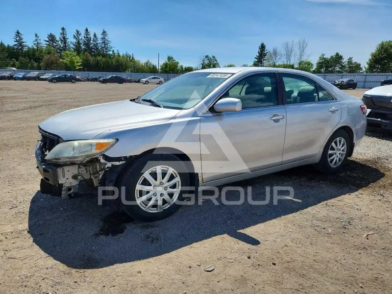 2011 Toyota CAMRY фото