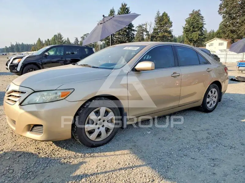 2011 Toyota CAMRY photo