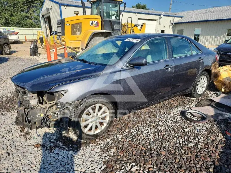 2011 Toyota CAMRY photo