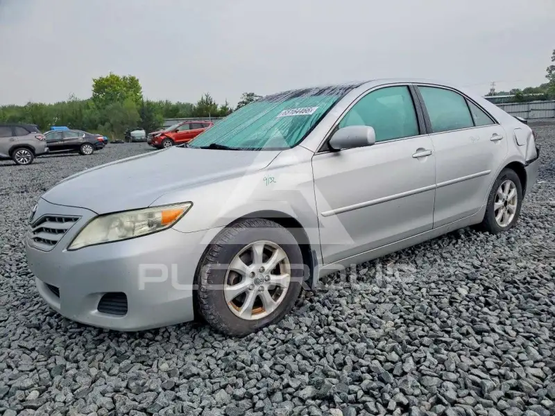 2011 Toyota CAMRY photo
